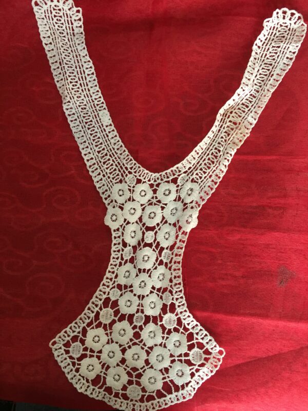 Geometric floral Web Cotton Crochet Neckline