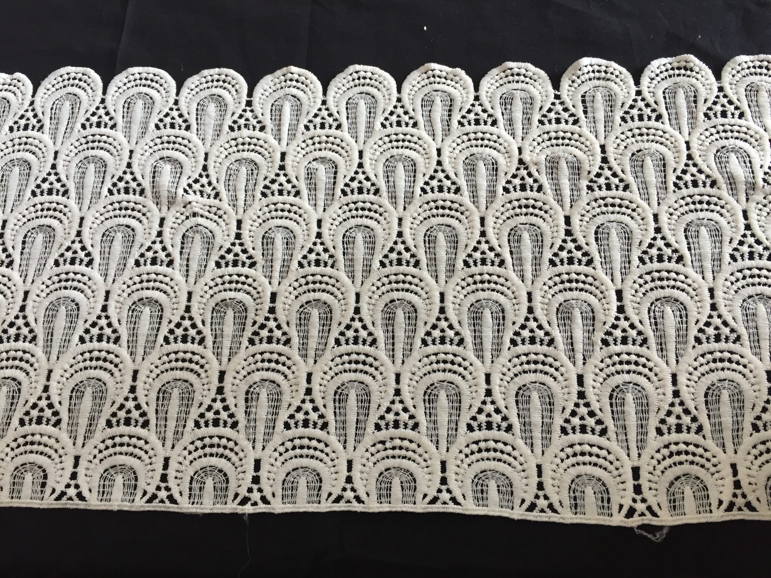 Teardrop PolyCrochet Lace