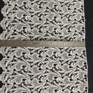 Ivory Arabesque Polycrochet Lace
