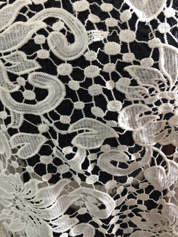 Polycrochet Floral patterned fabric