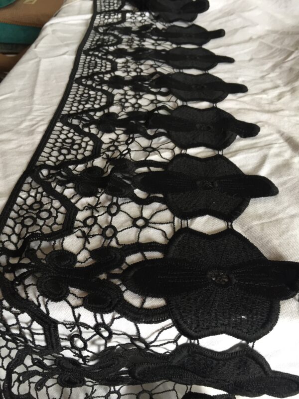 Regal Bloom Panel Polycrochet Lace - Image 2