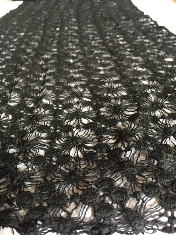 Black Dandelace Polycrochet Lace - Image 2