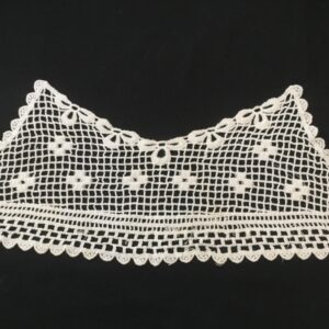 Net patterned cotton crochet fabric