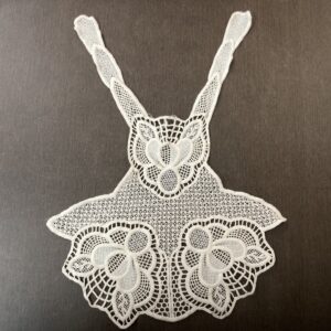 Rose Crest Collar
