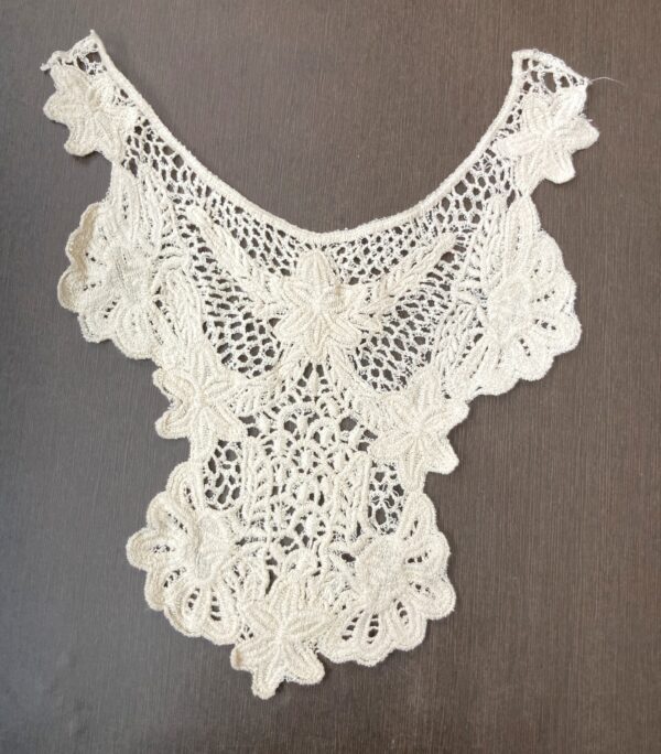 Ivory Bloom Collar