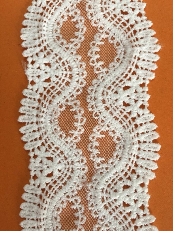 Wave Net Scallop Lace
