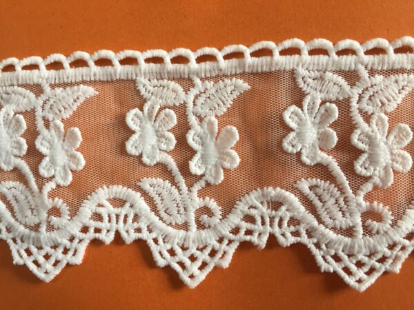 Daisy Loop Lace