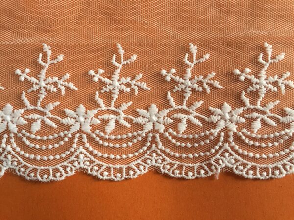 Petite Garland Lace